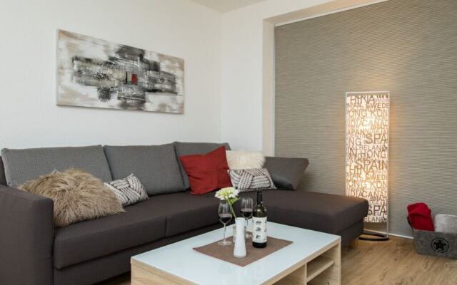 High Geest 4 - Including Many Extras