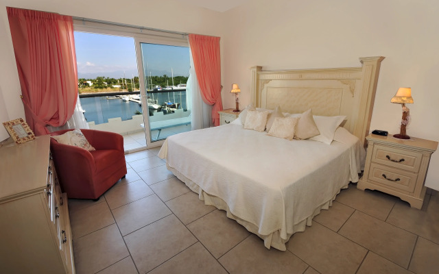 Marina Banderas Suites