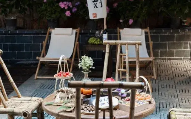 Jianshui Yichao Inn