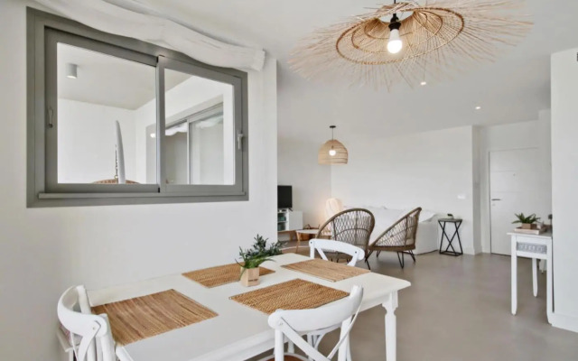 Panorama Beach - Sky View