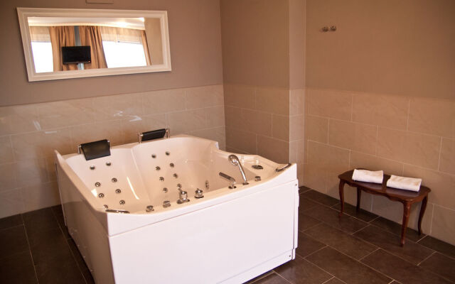 Tea Vienna City Hotel 