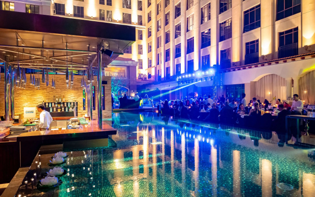 Kempinski Mall Of The Emirates Hotel