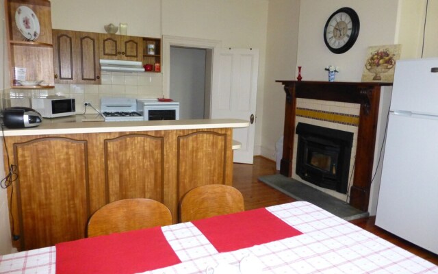 Cherry Tree Lodge Bed and Breakfast