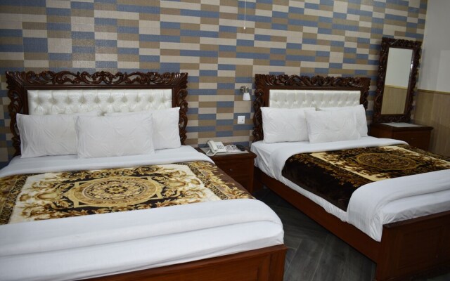 Dream Land Hotel