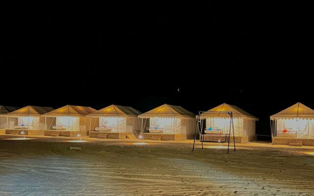Amazing Desert Camp