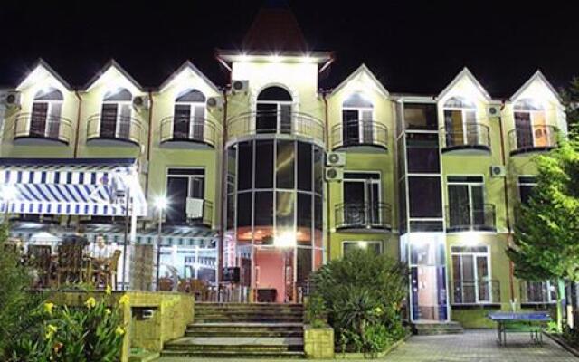 Delta Hotel