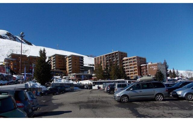 Apartment With one Room in Gouaux-de-larboust, With Wonderful Mountain