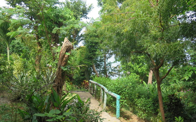 Makulay Lodge and Villas