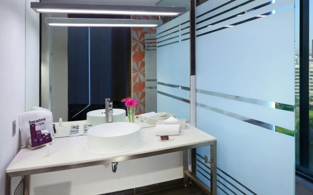 Hotel Guadalajara Country Club by HNF