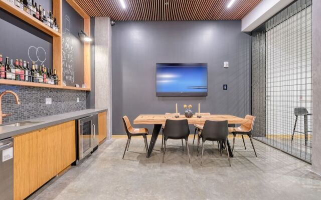 Modern Apartments by Barsala