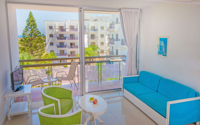 Marlita Beach Hotel Apartments