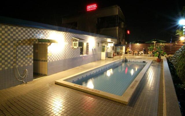 Puti Commercial Hotel