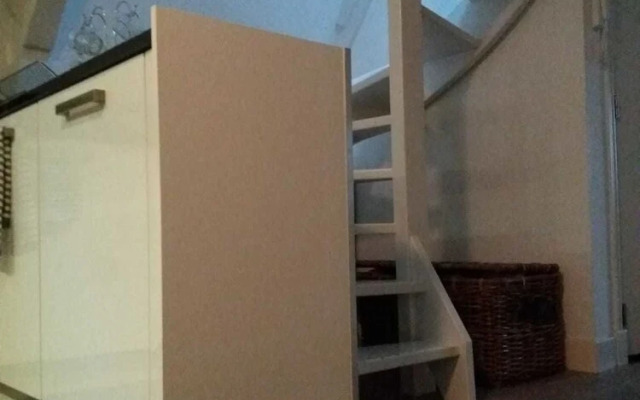 Residence 86