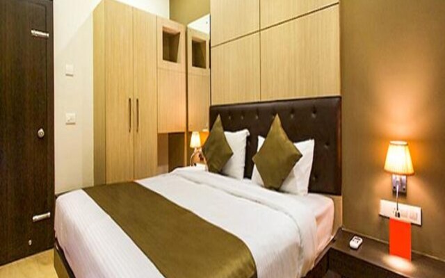 Fabhotel Shree Sai Residency