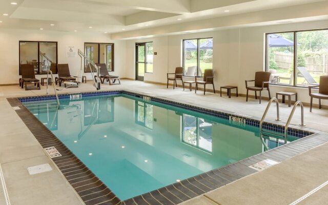 Comfort Inn & Suites