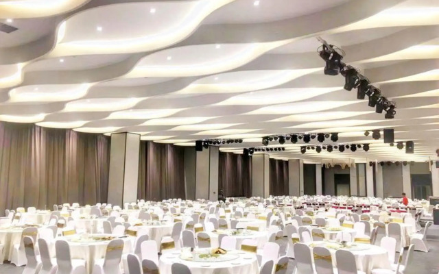 Foshan Park Lane Hotel (Qiandeng Lake)