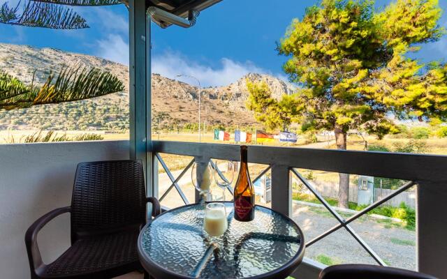 Kalogria Summer Retreats - Strofilia Bright Twin