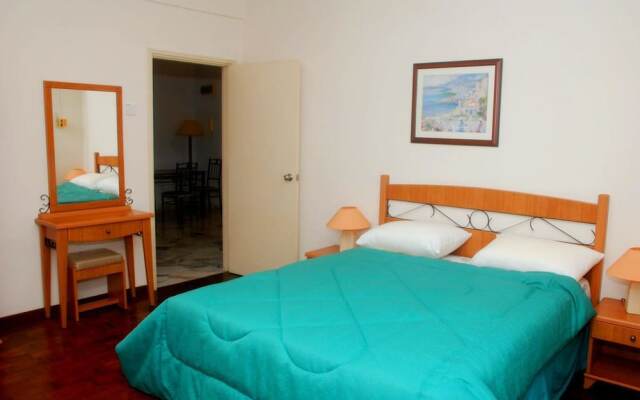 PD World Holiday Home @ Teluk Kemang