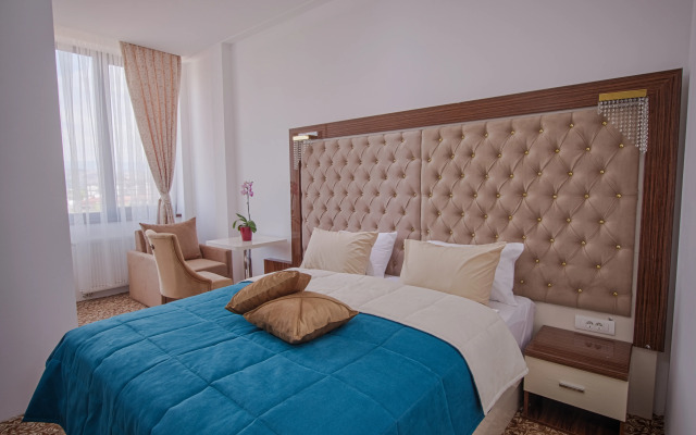 New Hotel