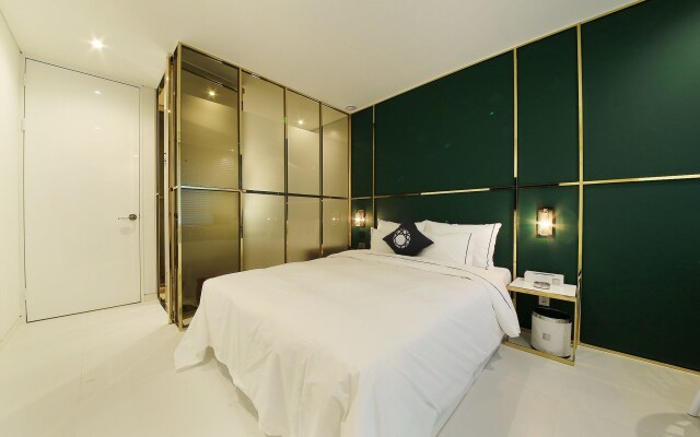 Hotel Cullinan Gundae