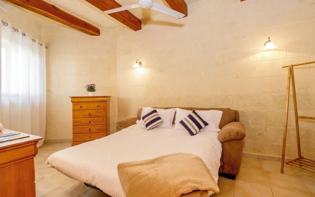 Ta'sandrija Pool And Well-being In Gozo