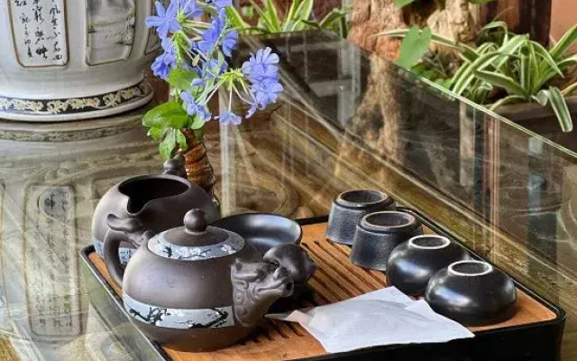 Puzhehei Homestay for the rest of his life