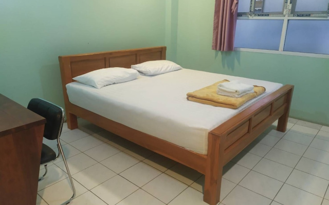 PonTaWin Budget Hotel