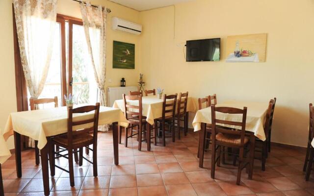 Guesthouse Kerkinitis