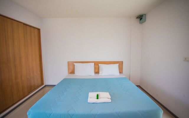 Promsook Apartment