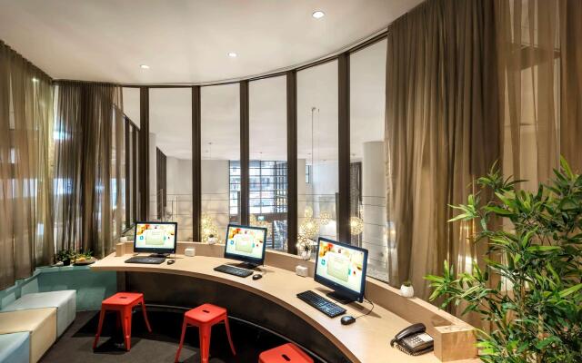 ibis Melbourne Hotel and Apartments