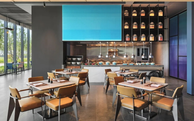 Aloft Kunshan Dianshan Lake