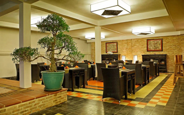Villa Silk Road Hotel