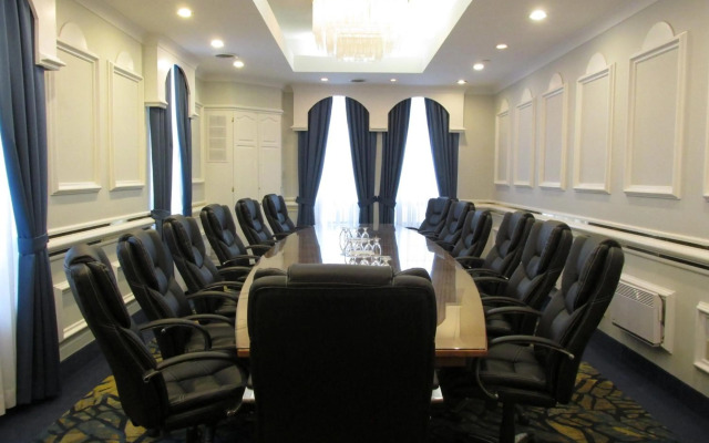 Fredericton Inn
