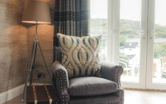 Kirklea Island Suites