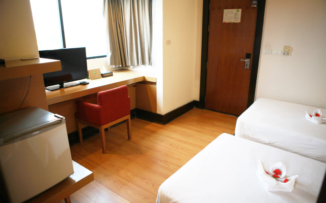 The Seasons Bangkok Huamark