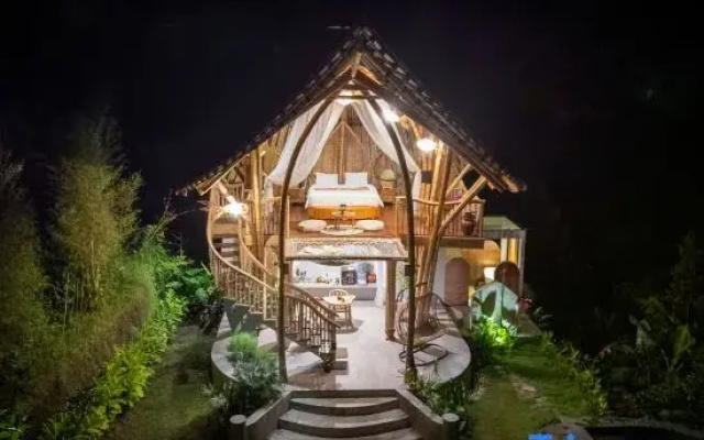 Wiwaka Bamboo House