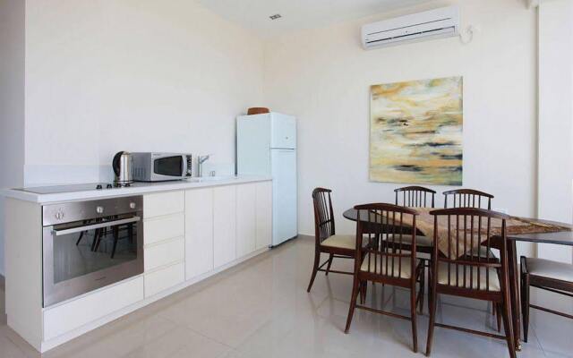 Hayarkon Beach Apartments