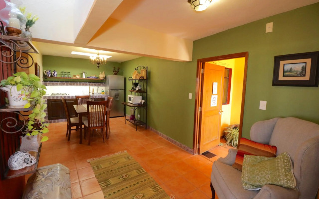 Casa Mia Suites