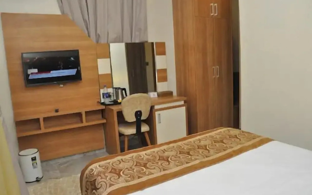 Spa Lavender Luxury Hotel and Suites