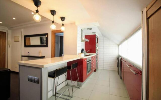 NUEVO: 8 minutos ayuntamiento, 10 catedral, WIFI