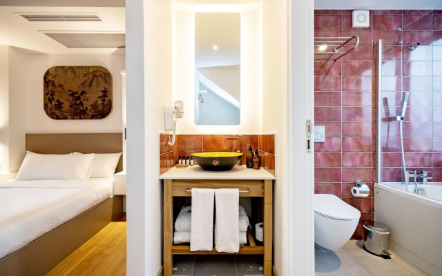 Limehouse Library Hotel