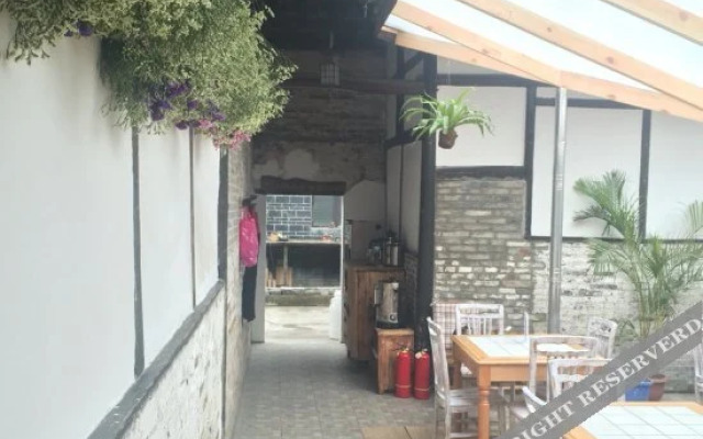 Yangliu's Yard
