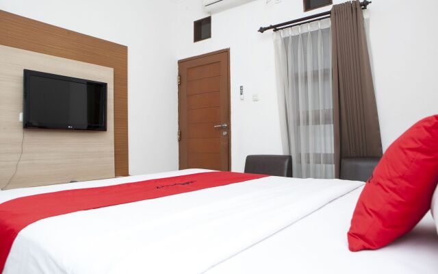 RedDoorz near Institut Teknologi Bandung