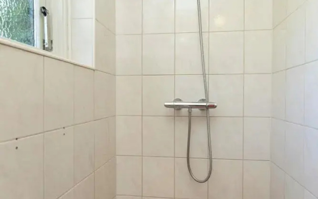 Cozy Texel Retreat With Garden