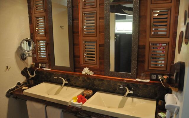 Mango Island Lodges