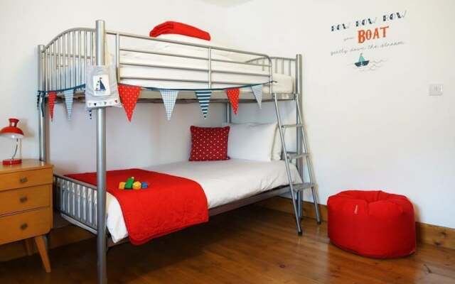 Great House for Large Groups, Lots of Space and Large Garden