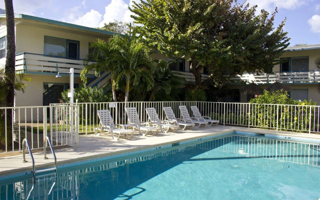 Seaspray Surf Lodge