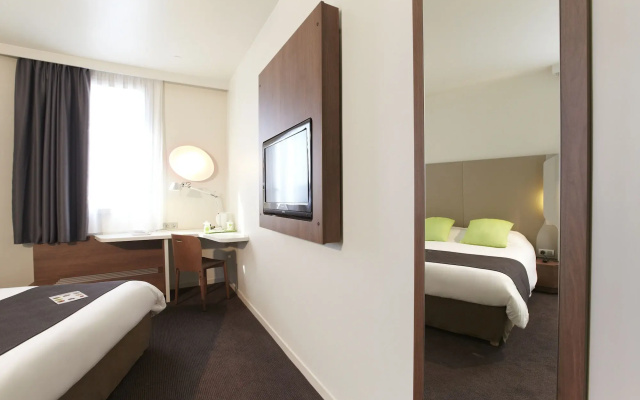 Hotel Campanile Melun Sud - Dammarie Les Lys