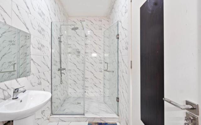 Luxury 2bedroom apartment with pool