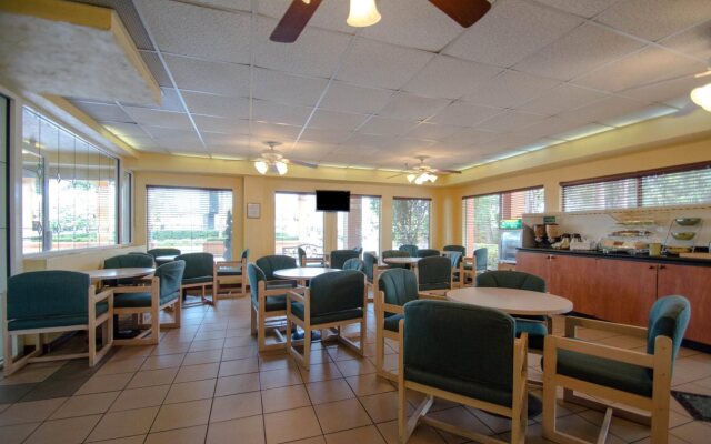 Quality Inn Sarasota North Near Lido Key Beach